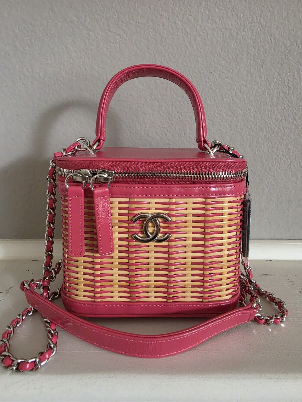 Chanel Pink Raffia Take Away Vanity Size Small